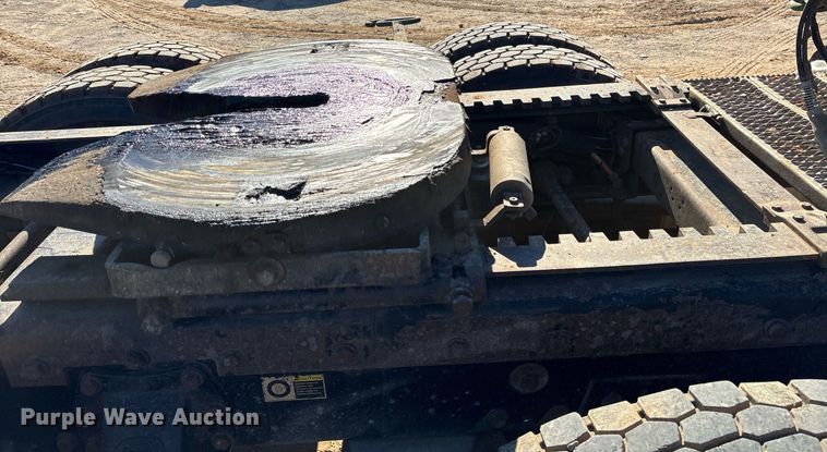 image for item OK9413 2006 Peterbilt 379 semi truck