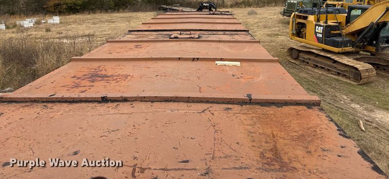 image for item OK9435 2006 Wichita 500bbl frac tank trailer