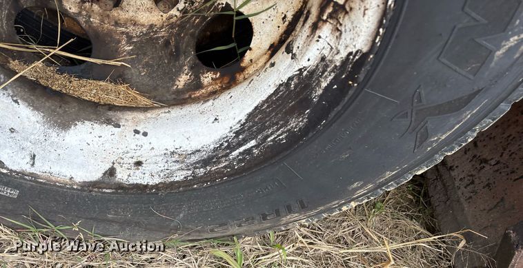 image for item OK9435 2006 Wichita 500bbl frac tank trailer