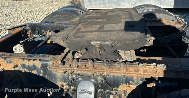 image for item YA0080 2016 Freightliner Cascadia semi truck