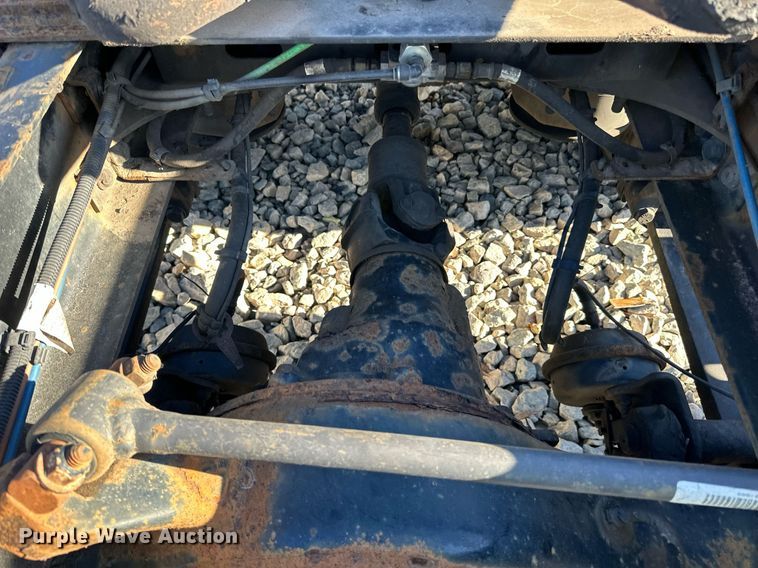 image for item YA0080 2016 Freightliner Cascadia semi truck