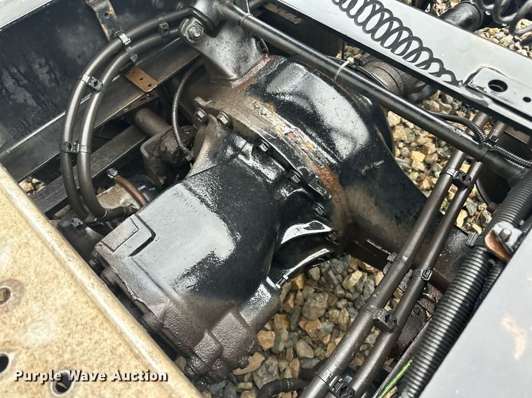 image for item YA0104 2016 Freightliner Cascadia 125 semi truck