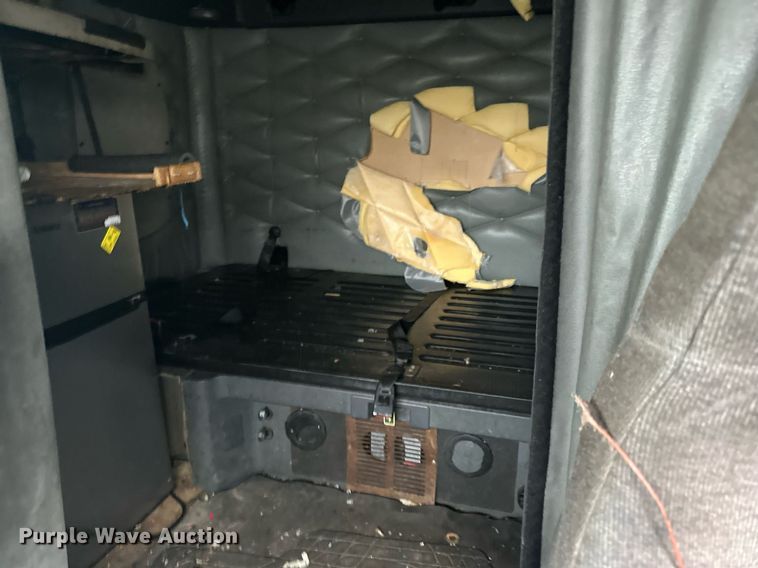 image for item YA0104 2016 Freightliner Cascadia 125 semi truck