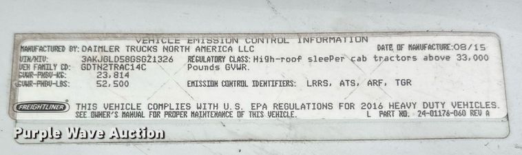 image for item YA0104 2016 Freightliner Cascadia 125 semi truck