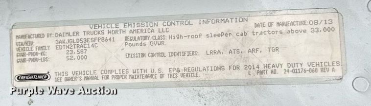 image for item YA0105 2014 Freightliner Cascadia 125 semi truck