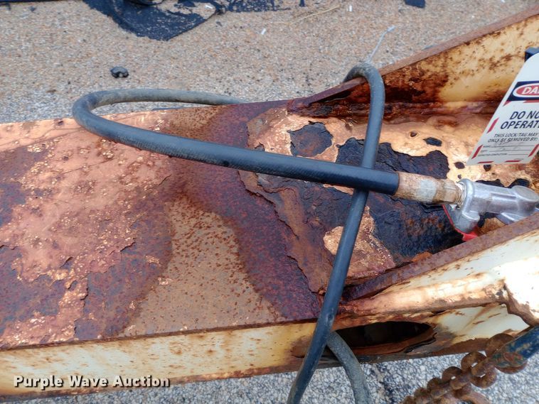 image for item DH1438 2003 Landoll tilt deck equipment trailer