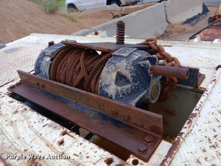 image for item DH1438 2003 Landoll tilt deck equipment trailer