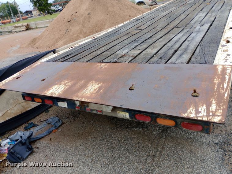 image for item DH1438 2003 Landoll tilt deck equipment trailer