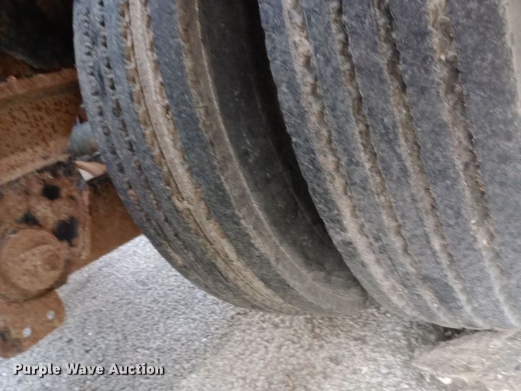 image for item DH1438 2003 Landoll tilt deck equipment trailer