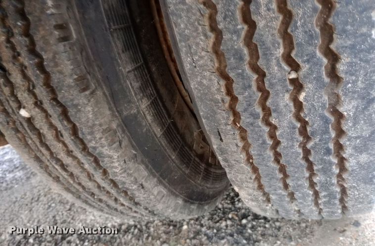 image for item DH1438 2003 Landoll tilt deck equipment trailer