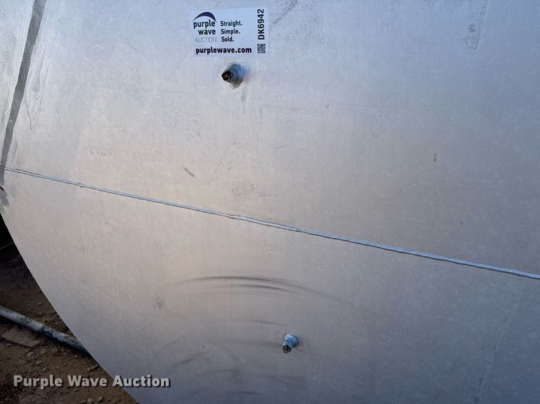 image for item DK6942 1995 Cimarron fuel tank