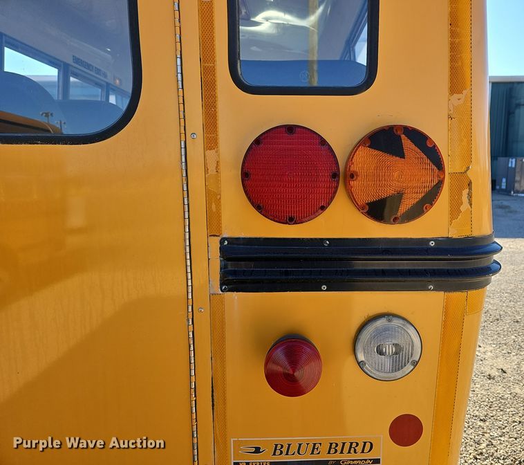 image for item DO7720 2000 Blue Bird E350 Super Duty school bus
