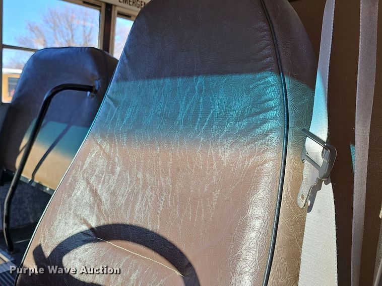 image for item DO7720 2000 Blue Bird E350 Super Duty school bus