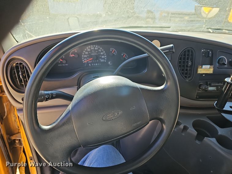 image for item DO7720 2000 Blue Bird E350 Super Duty school bus