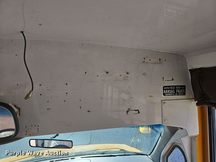 image for item DO7720 2000 Blue Bird E350 Super Duty school bus