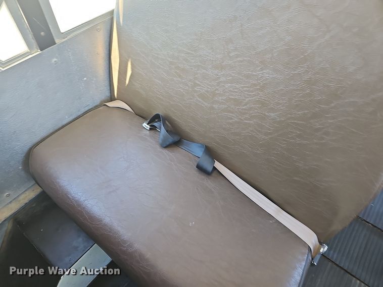 image for item DO7720 2000 Blue Bird E350 Super Duty school bus