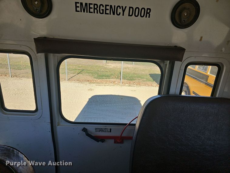 image for item DO7720 2000 Blue Bird E350 Super Duty school bus