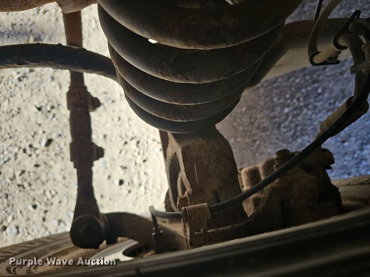 image for item DO7720 2000 Blue Bird E350 Super Duty school bus