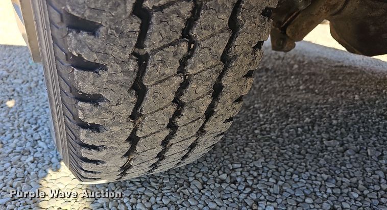 image for item DO7720 2000 Blue Bird E350 Super Duty school bus