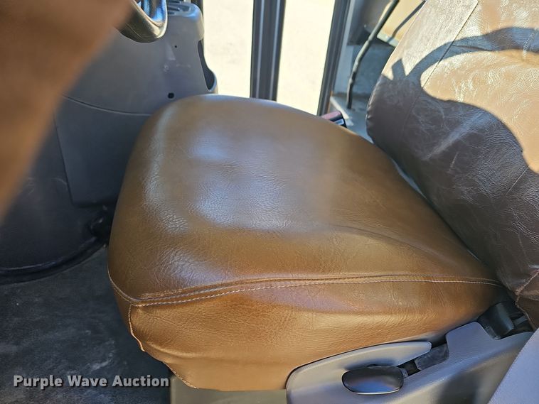 image for item DO7721 2000 Blue Bird E350 Super Duty school bus