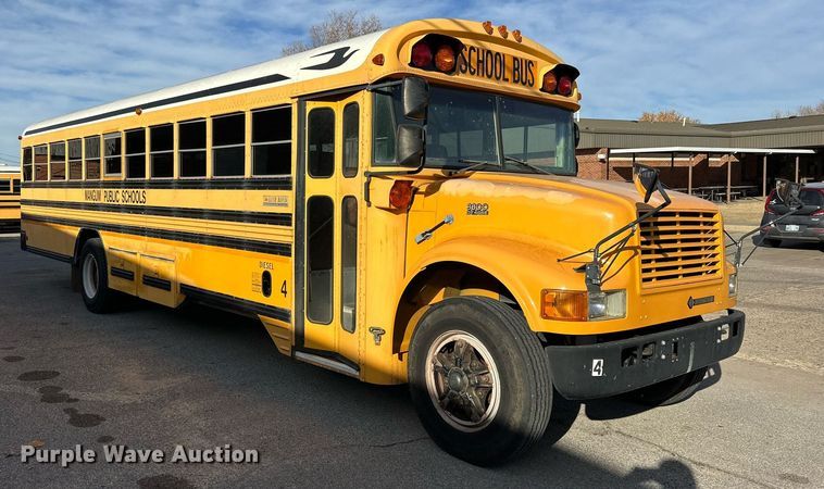 image for item DP6078 1997 International 3800 school bus