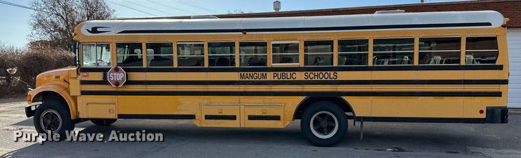 image for item DP6078 1997 International 3800 school bus