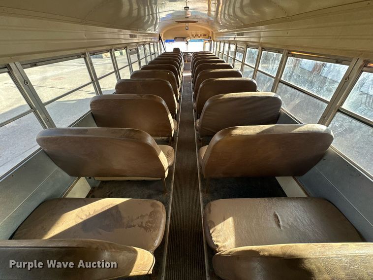 image for item DP6078 1997 International 3800 school bus