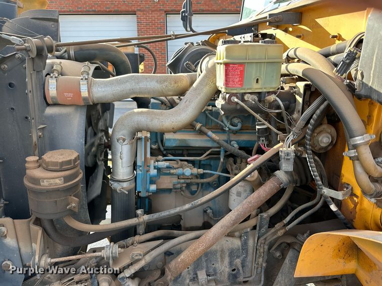 image for item DP6078 1997 International 3800 school bus