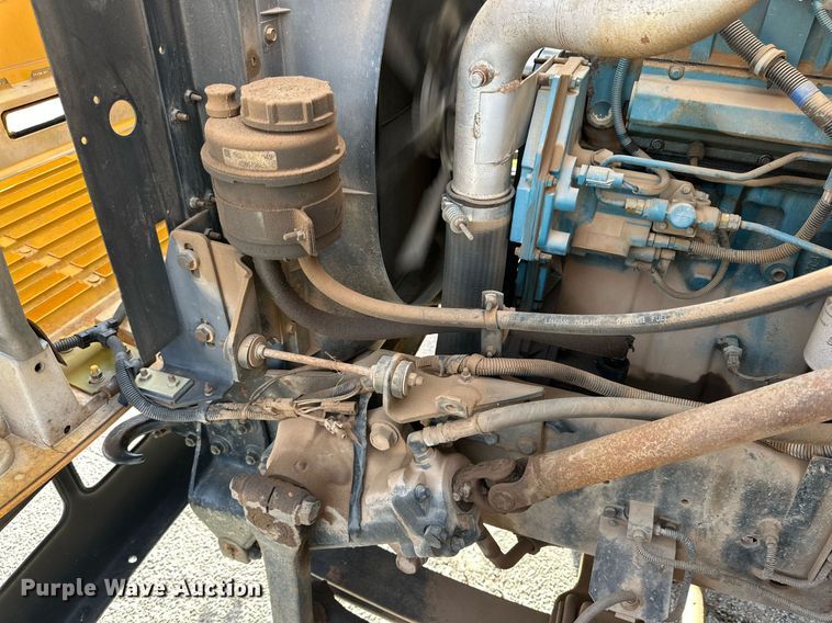 image for item DP6078 1997 International 3800 school bus