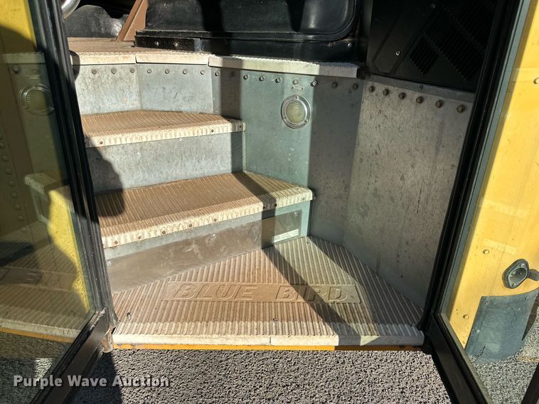 image for item DP6079 1999 Bluebird TC2000 school bus