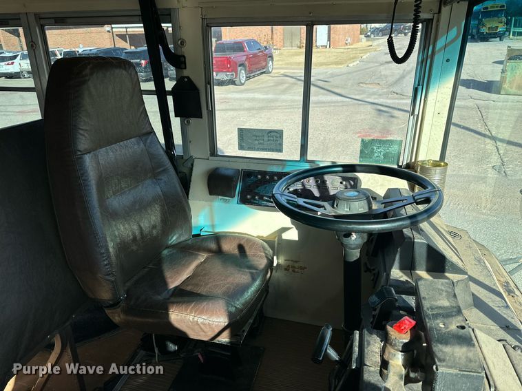 image for item DP6079 1999 Bluebird TC2000 school bus