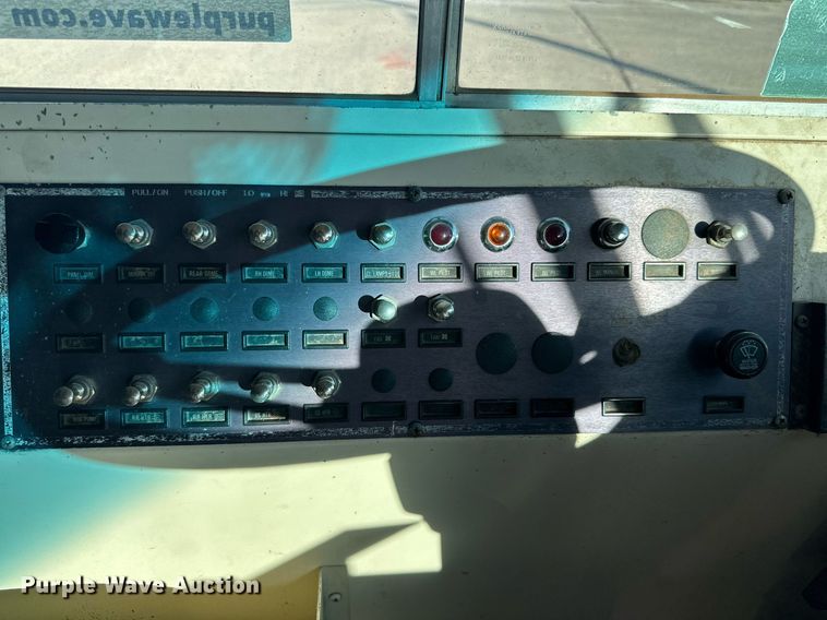 image for item DP6079 1999 Bluebird TC2000 school bus