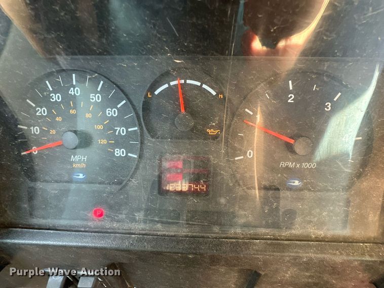 image for item DP6079 1999 Bluebird TC2000 school bus