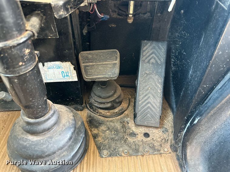 image for item DP6079 1999 Bluebird TC2000 school bus