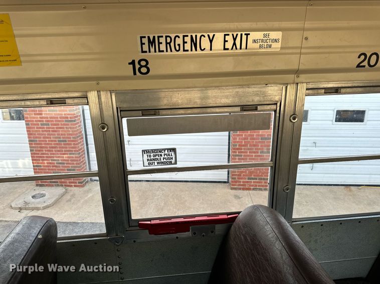 image for item DP6079 1999 Bluebird TC2000 school bus