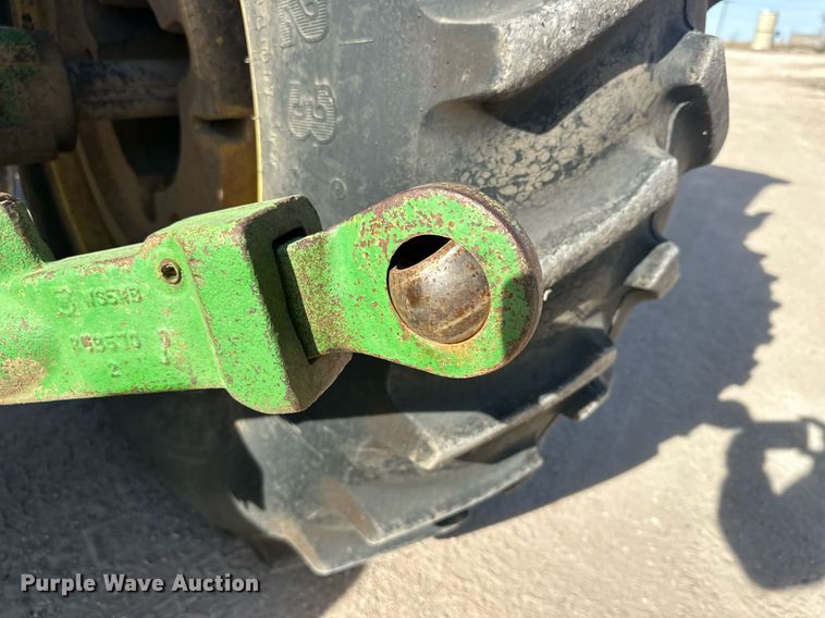 image for item DP6087 1982 John Deere 4440P tractor