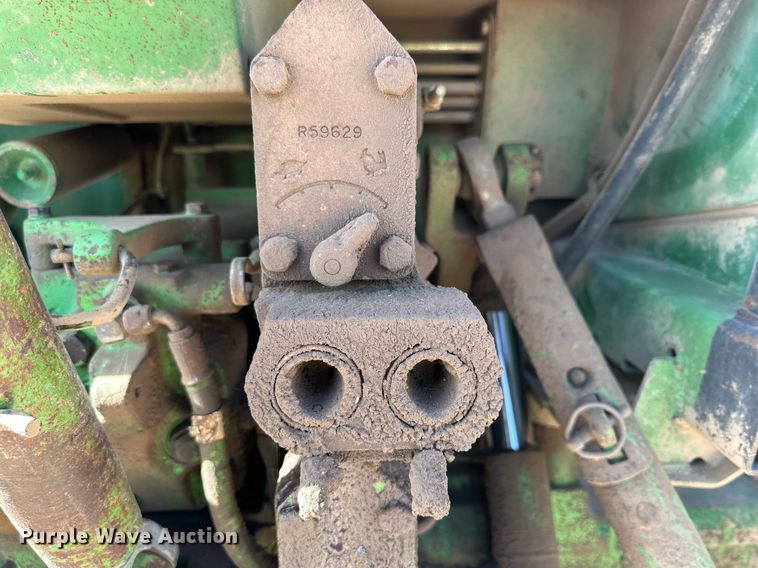 image for item DP6087 1982 John Deere 4440P tractor