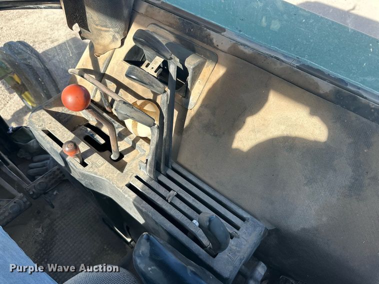 image for item DP6087 1982 John Deere 4440P tractor