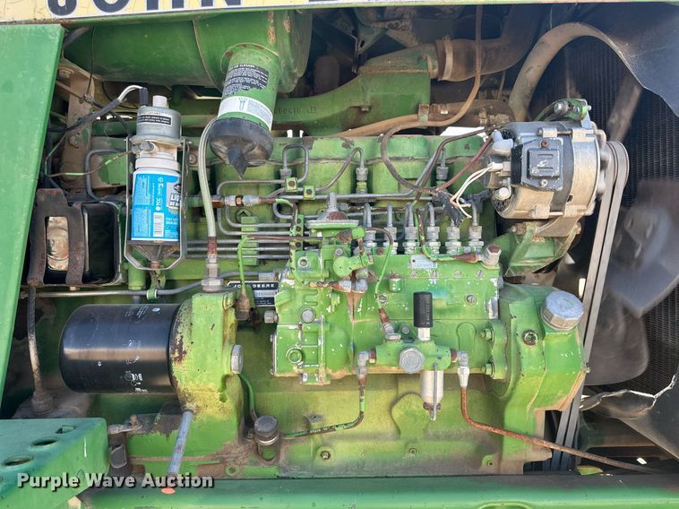 image for item DP6087 1982 John Deere 4440P tractor
