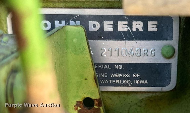 image for item DP6087 1982 John Deere 4440P tractor