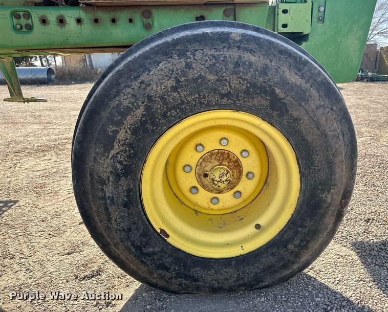 image for item DP6087 1982 John Deere 4440P tractor