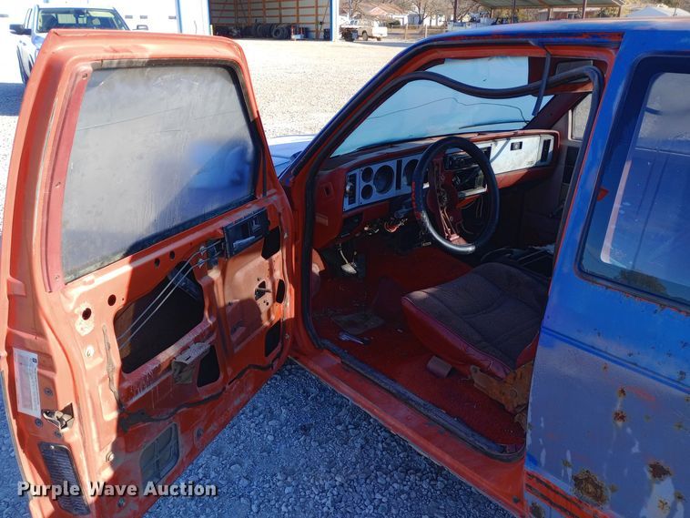 image for item DP7999 1985 Chevrolet S10 pickup truck