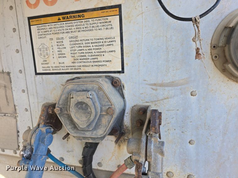 image for item DQ5295 2005 Great Dane 7011TZ1A53 refrigerated van trailer