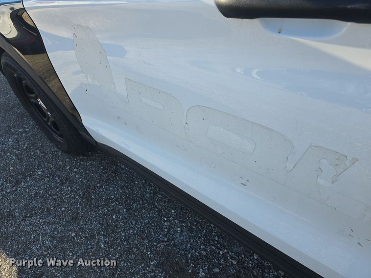 image for item DQ5311 2020 Ford Explorer Police Interceptor  SUV
