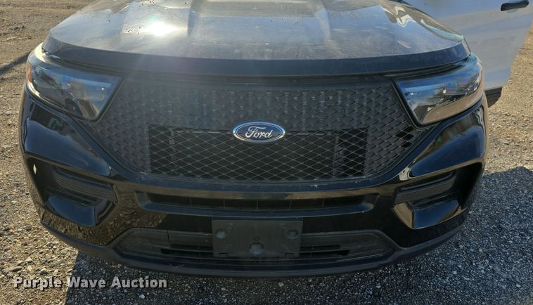 image for item DQ5311 2020 Ford Explorer Police Interceptor  SUV