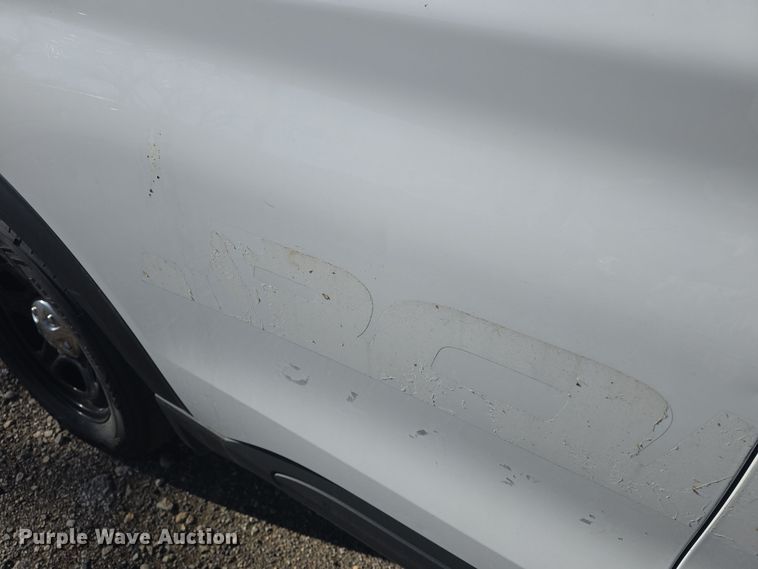 image for item DQ5311 2020 Ford Explorer Police Interceptor  SUV