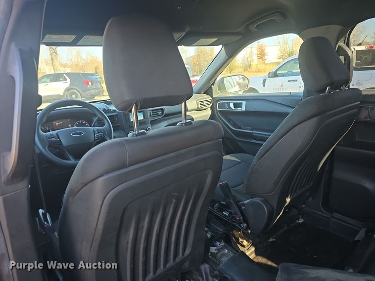 image for item DQ5311 2020 Ford Explorer Police Interceptor  SUV