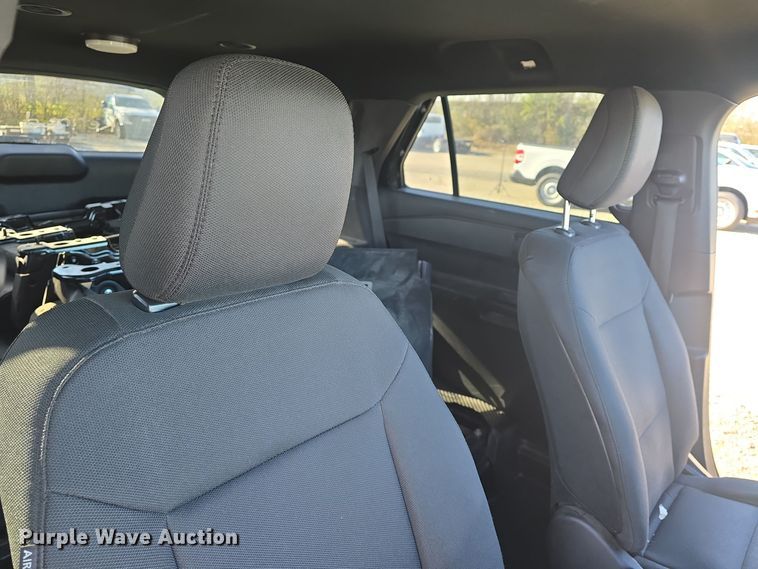 image for item DQ5311 2020 Ford Explorer Police Interceptor  SUV