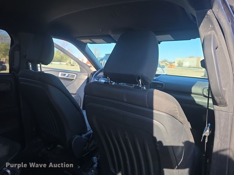 image for item DQ5311 2020 Ford Explorer Police Interceptor  SUV