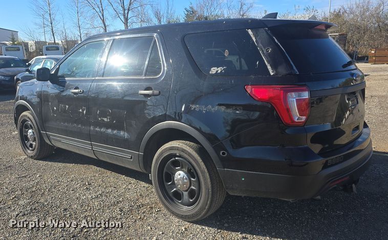 image for item DQ5314 2017 Ford Explorer Police Interceptor  SUV